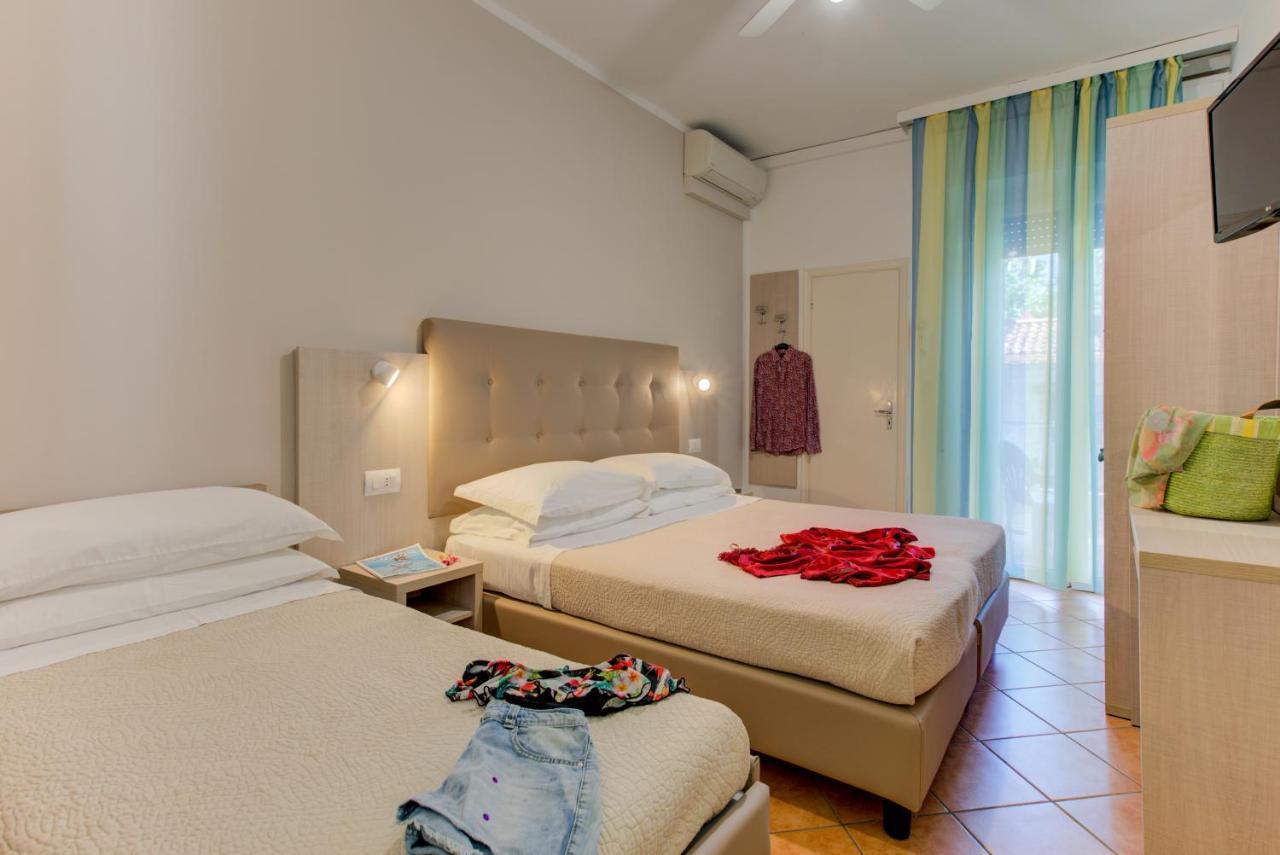 Hotel Cimarosa Riccione Bilik gambar